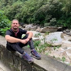 Meet your Posher, Gerardo